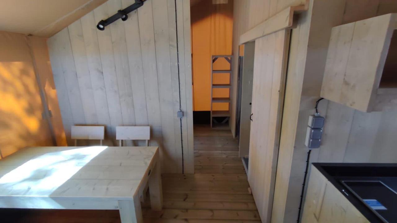 Vilanova i la Geltrú Camping Vilanova Park מראה חיצוני תמונה