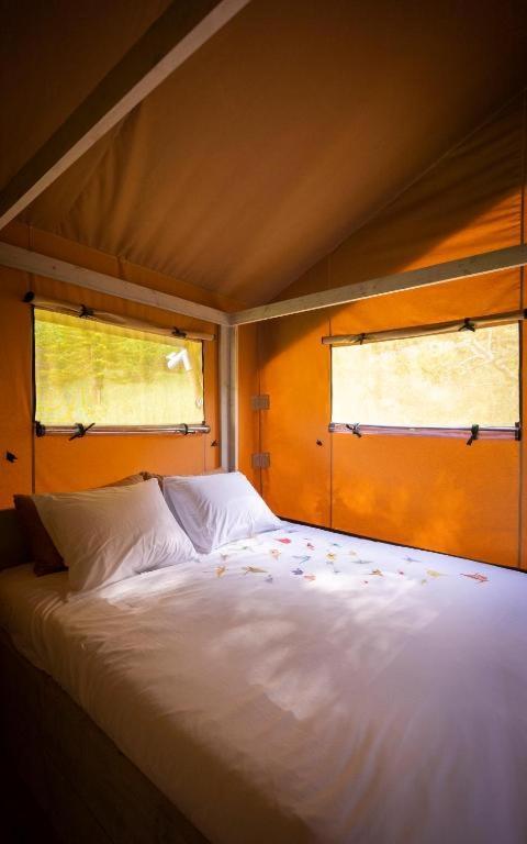 Vilanova i la Geltrú Camping Vilanova Park מראה חיצוני תמונה