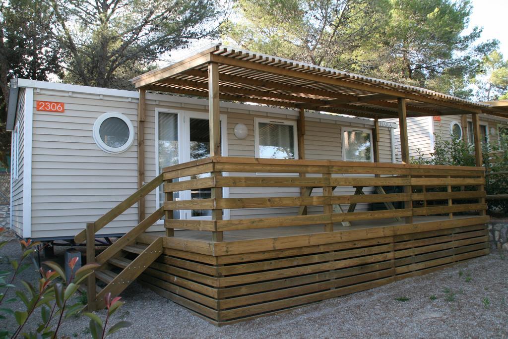 Vilanova i la Geltrú Camping Vilanova Park מראה חיצוני תמונה